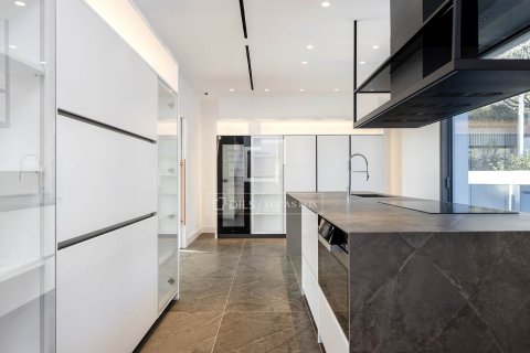 Villa de 8 dormitorios en venta en Barcelona, Cataluña, Spain № 3735 - foto 14
