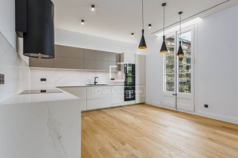 Купить квартиру в Барселона, Испания с 4 спальни, 140м², № 3733 - фото 8