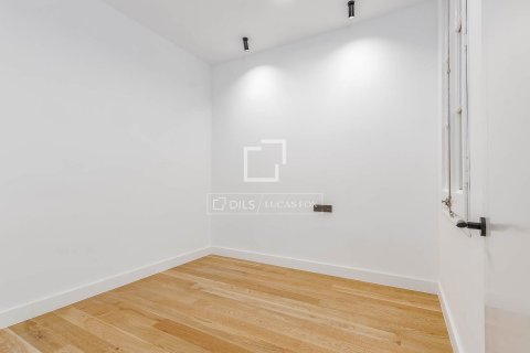 Купить квартиру в Барселона, Испания с 4 спальни, 140м², № 3733 - фото 23