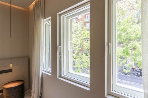 Apartamento de 1 dormitorio en venta en Barcelona, Cataluña, Spain № 3737 - foto 18