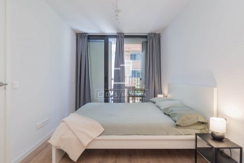 Apartamento de 2 dormitorios en alquiler en Barcelona, Cataluña, Spain № 8634 - foto 23