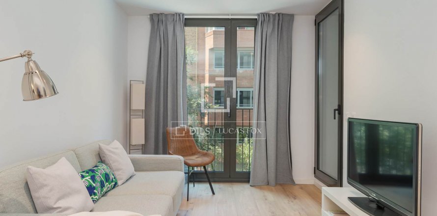 Apartamento de 2 dormitorios en alquiler en Barcelona, Cataluña, Spain № 8634
