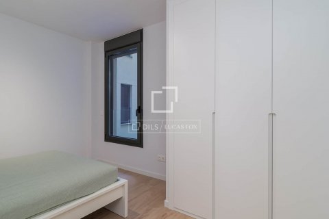Apartamento de 2 dormitorios en alquiler en Barcelona, Cataluña, Spain № 8634 - foto 25