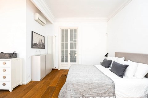 Снять в аренду квартиру в Барселона, Испания с 4 спальни, 174м², № 8631 - фото 21