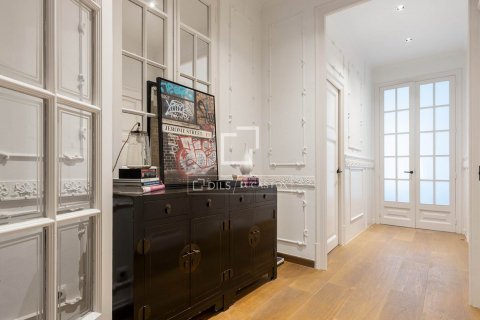 Снять в аренду квартиру в Барселона, Испания с 4 спальни, 174м², № 8631 - фото 18