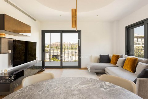 Apartamento de 4 dormitorios en alquiler en Barcelona, Cataluña, Spain № 8637 - foto 3