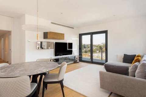 Apartamento de 4 dormitorios en alquiler en Barcelona, Cataluña, Spain № 8637 - foto 7