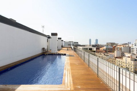 Apartamento de 4 dormitorios en alquiler en Barcelona, Cataluña, Spain № 8637 - foto 2