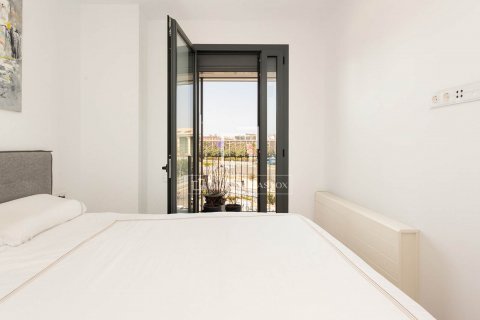 Apartamento de 4 dormitorios en alquiler en Barcelona, Cataluña, Spain № 8637 - foto 20