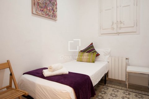 Apartamento de 7 dormitorios en venta en Barcelona, Cataluña, Spain № 8632 - foto 19