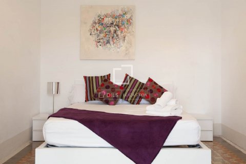 Apartamento de 7 dormitorios en venta en Barcelona, Cataluña, Spain № 8632 - foto 14