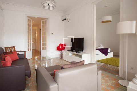 Apartamento de 7 dormitorios en venta en Barcelona, Cataluña, Spain № 8632 - foto 11
