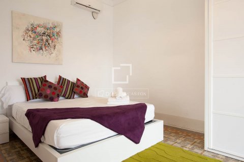Apartamento de 7 dormitorios en venta en Barcelona, Cataluña, Spain № 8632 - foto 15