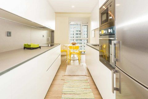 Apartamento de 2 dormitorios en venta en Barcelona, Cataluña, Spain № 8633 - foto 12