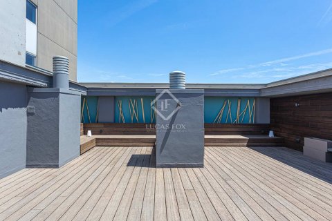 Apartamento de 2 dormitorios en venta en Barcelona, Cataluña, Spain № 8633 - foto 15