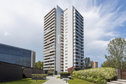 Apartamento de 2 dormitorios en venta en Barcelona, Cataluña, Spain № 8633 - foto 23