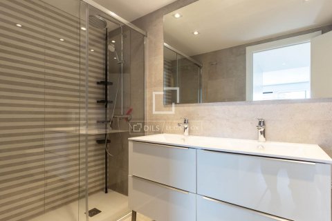 5 bedrooms villa for rent in Esplugues de Llobregat, Barcelona, Catalonia, Spain № 8635 - photo 29