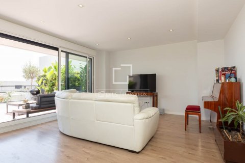 5 bedrooms villa for rent in Esplugues de Llobregat, Barcelona, Catalonia, Spain № 8635 - photo 9