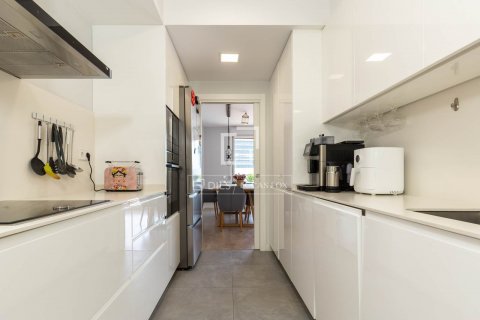 5 bedrooms villa for rent in Esplugues de Llobregat, Barcelona, Catalonia, Spain № 8635 - photo 17