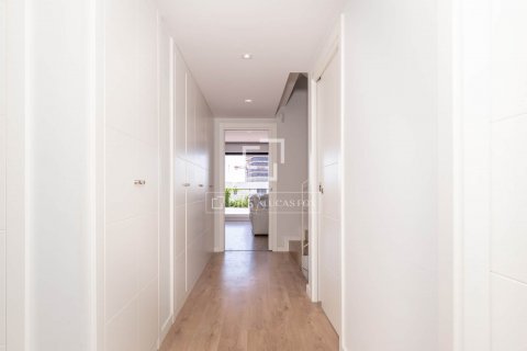 5 bedrooms villa for rent in Esplugues de Llobregat, Barcelona, Catalonia, Spain № 8635 - photo 16