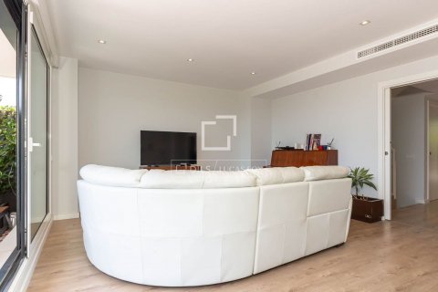 5 bedrooms villa for rent in Esplugues de Llobregat, Barcelona, Catalonia, Spain № 8635 - photo 10