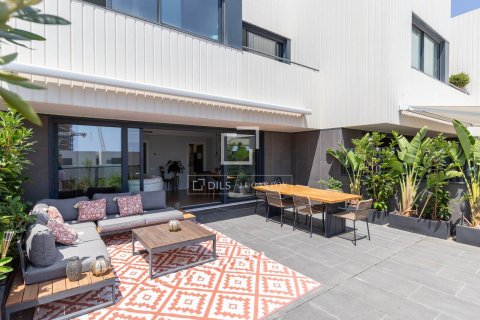 5 bedrooms villa for rent in Esplugues de Llobregat, Barcelona, Catalonia, Spain № 8635 - photo 2