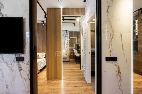 Apartamento de 1 dormitorio en venta en Barcelona, Cataluña, Spain № 8557 - foto 13