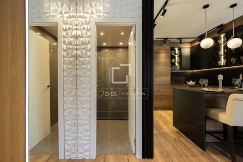 Apartamento de 1 dormitorio en venta en Barcelona, Cataluña, Spain № 8557 - foto 14