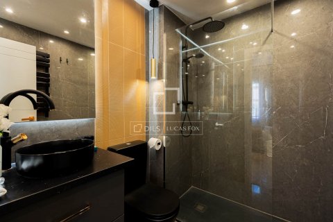 Apartamento de 1 dormitorio en venta en Barcelona, Cataluña, Spain № 8557 - foto 20