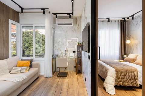 Apartamento de 1 dormitorio en venta en Barcelona, Cataluña, Spain № 8557 - foto 8
