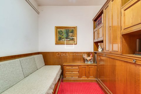 Купить квартиру в Барселона, Испания с 4 спальни, 160м², № 8553 - фото 21