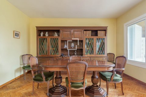 Купить квартиру в Барселона, Испания с 4 спальни, 160м², № 8553 - фото 10
