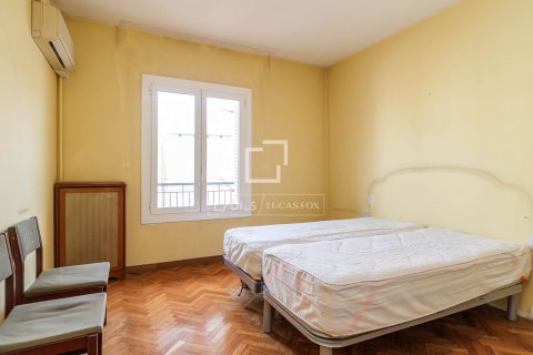 Купить квартиру в Барселона, Испания с 4 спальни, 160м², № 8553 - фото 13