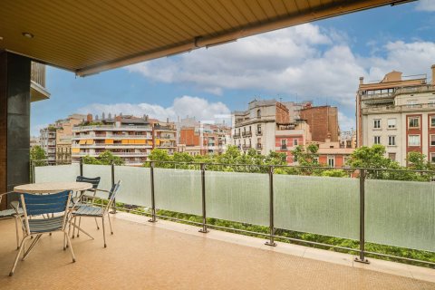 Купить квартиру в Барселона, Испания с 4 спальни, 160м², № 8553 - фото 5