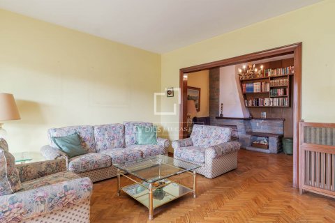 Купить квартиру в Барселона, Испания с 4 спальни, 160м², № 8553 - фото 12