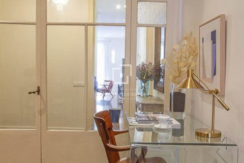 Купить квартиру в Барселона, Испания с 2 спальни, 116м², № 8558 - фото 9