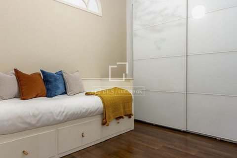Купить квартиру в Барселона, Испания с 2 спальни, 116м², № 8558 - фото 18