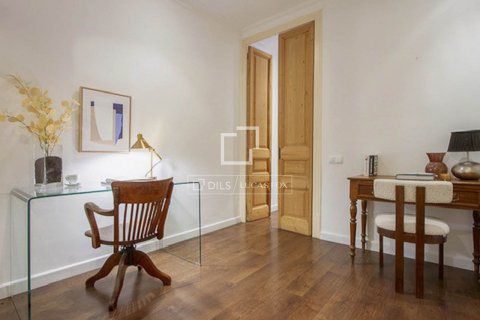 Купить квартиру в Барселона, Испания с 2 спальни, 116м², № 8558 - фото 14