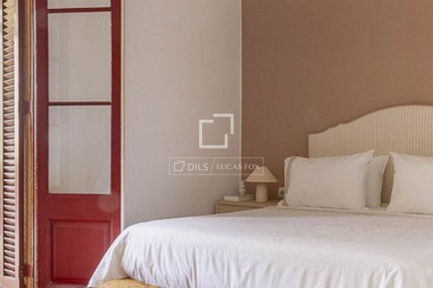 Купить квартиру в Барселона, Испания с 2 спальни, 116м², № 8558 - фото 12