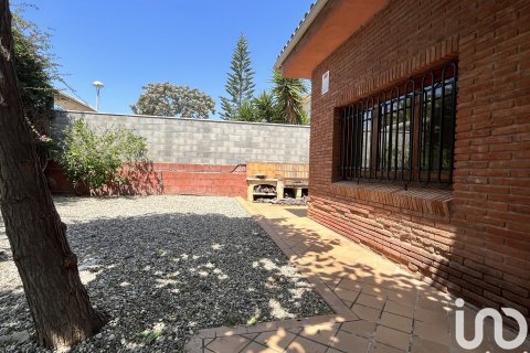 Сasa de 4 dormitorios en venta en Vilanova i la Geltrú, Barcelona, Cataluña, Spain № 5050 - foto 28