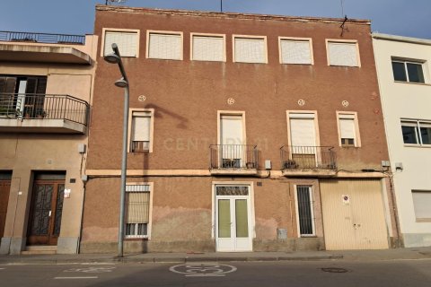 Сasa de 4 dormitorios en venta en El Papiol, Barcelona, Cataluña, Spain № 6979