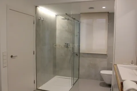 Apartamento de 2 dormitorios en venta en Barcelona, Cataluña, Spain № 6984 - foto 30