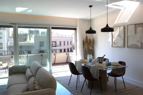 Apartamento de 2 dormitorios en venta en Barcelona, Cataluña, Spain № 6984 - foto 8