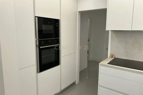 Apartamento de 2 dormitorios en venta en Barcelona, Cataluña, Spain № 6984 - foto 17