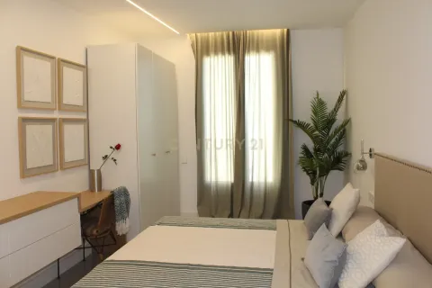 Apartamento de 2 dormitorios en venta en Barcelona, Cataluña, Spain № 6984 - foto 29