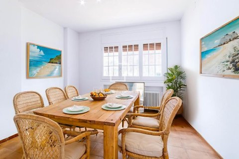Villa de 4 dormitorios en venta en Sitges, Barcelona, Cataluña, Spain № 3716 - foto 11
