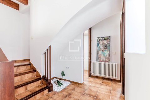 Villa de 4 dormitorios en venta en Sitges, Barcelona, Cataluña, Spain № 3716 - foto 18