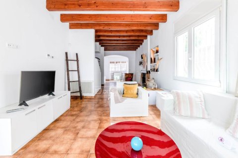 Villa de 4 dormitorios en venta en Sitges, Barcelona, Cataluña, Spain № 3716 - foto 9