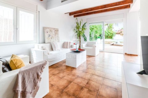 Villa de 4 dormitorios en venta en Sitges, Barcelona, Cataluña, Spain № 3716 - foto 8
