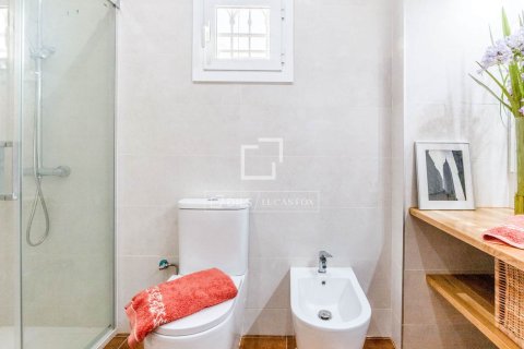 Villa de 4 dormitorios en venta en Sitges, Barcelona, Cataluña, Spain № 3716 - foto 15